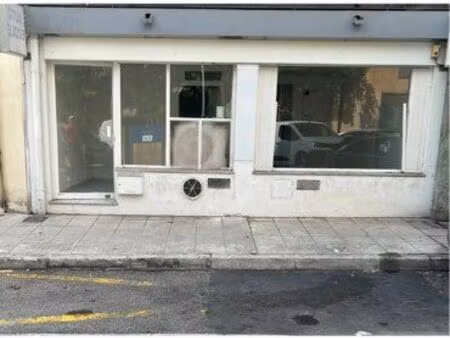 local commercial a louer