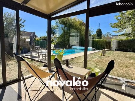 propriété 6 pièces 135 m²