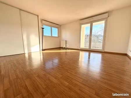 appartement 2 pièces 54 m²