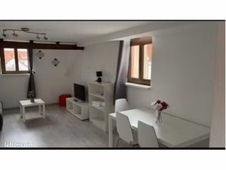 3 pièces mansardé avec charme et cachet