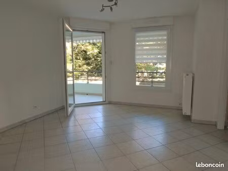 selestat - beau f3 avec terrasse et garage