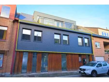 lichtrijk appartement vlakbij centrum schellebelle!