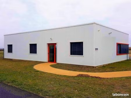 local d'activité 499 m²