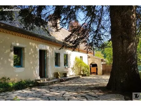 propriété 9 pièces 212 m²