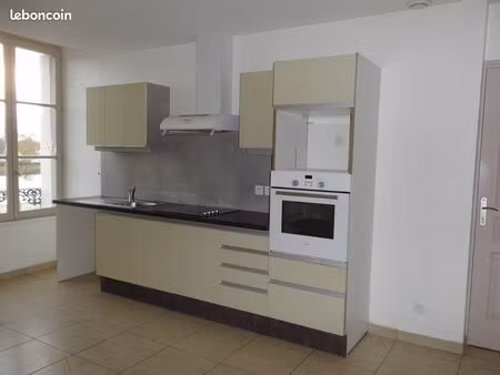 appartement 3pièces proche centre ville de chateau-gontier sur mayenne