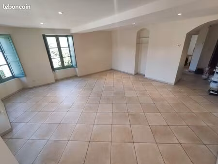 appartement de 63 m² – centre ville – dispo 1er mars