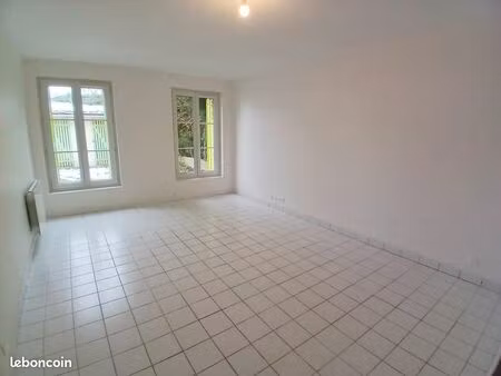 appartement 1 pièce 28 m²