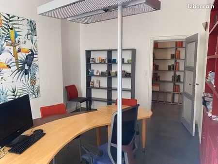 bureau privatif 15 m à louer