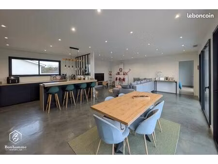 maison 5 pièces 135 m²