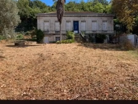 maison pierre lormont