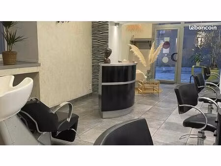 fonds artisanal : salon de coiffure – centre-ville