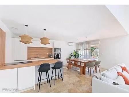 maison carbon blanc 6 pièces 148 m2