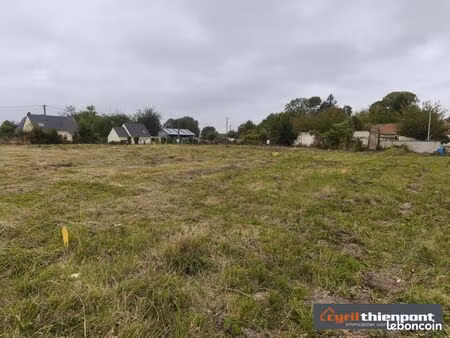 terrain 900 m² saint-maxent