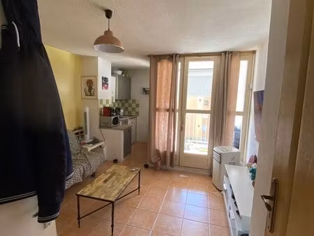 studio avec place de parking