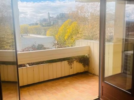 loue appartement t4 107m2