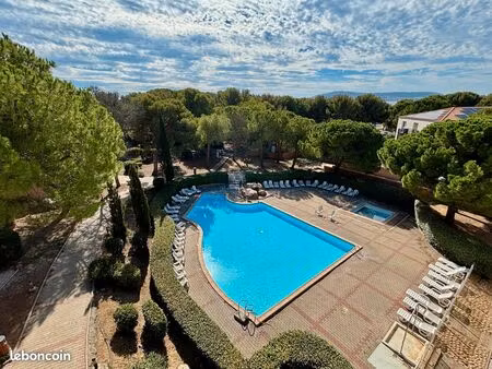 studio avec ou sans bail - résidence avec piscine dans la pinède