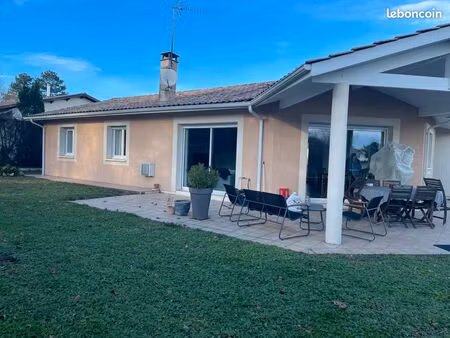 maison plein centre de canejan