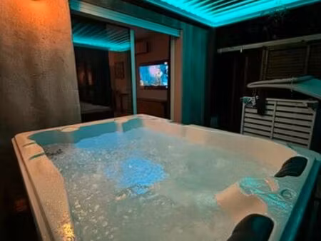 vente maison + appartement la tour-d’aigues