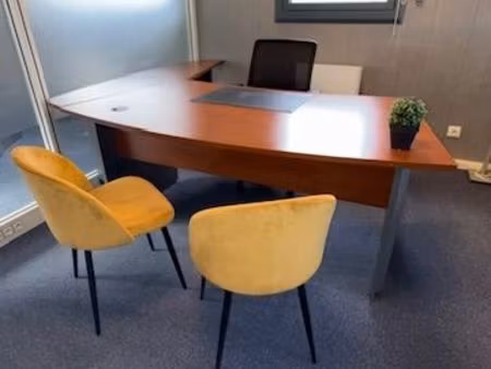 9 bureaux meubles divisibles-187 m2 -parking - façade neuve -étage complet