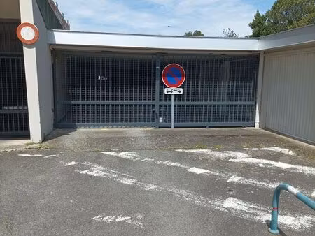 garage minimes 17m2 sécurisé et électrifié