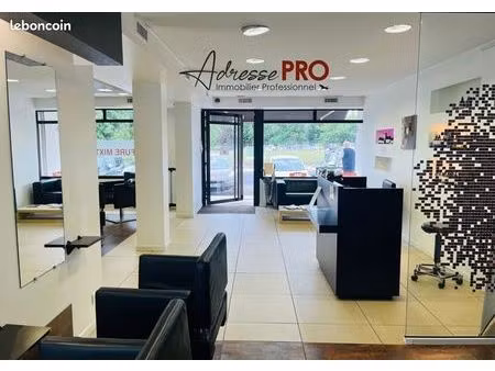 local commercial 80 m²