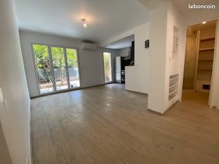 appartement t3 climatisé de 47m2 avec terrasse et jardinet