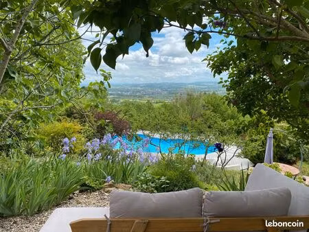 superbe / beau et grand t3 de 80m2 avec vue  2 chambres parentales  environnement exceptio