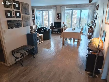 appartement traversant 5 pièces 104 m² clair et lumineux sans vis à vis