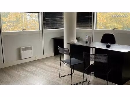 local 19 m² guyancourt