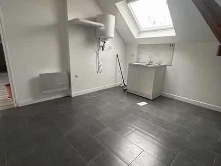 quartier recherché f3 de 70 m2 proche hôpital et pax   55 minutes gare de lyon