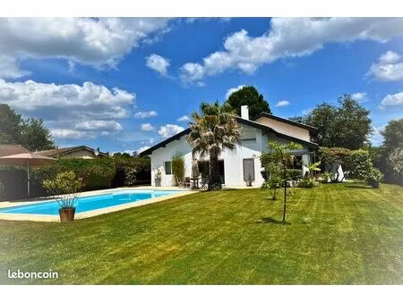 maison pessac magonty