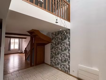 duplex tout équipé hyper centre