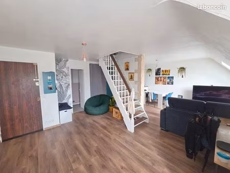 appartement 3 pièces duplex 65m²