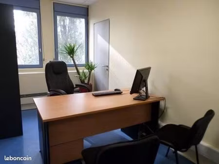 bureau à louer à la plaine saint denis