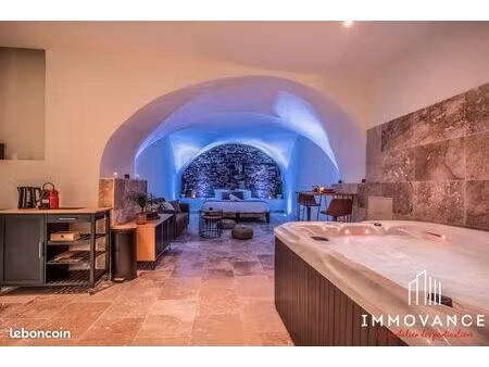 appartement 1 pièce 70 m²