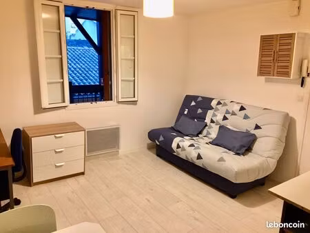 t1 meublé côté cour  sud quartier médiathèque saint-aubin