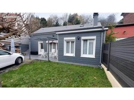 jolie maison 2 chambres avec jardin au centre du houlme