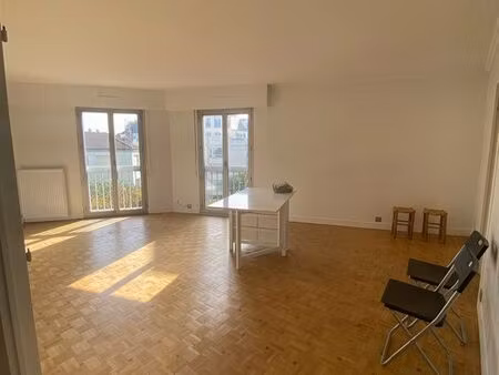 appartement 3 pièces - chelles centre ville