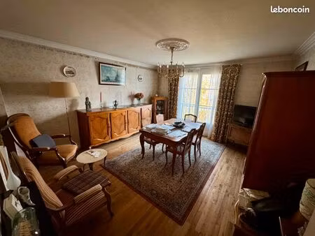 t3 62m² à rénover - cave  grenier et box - canclaux