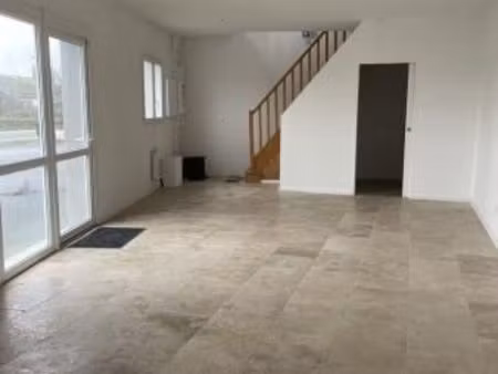 bureaux 100 m²