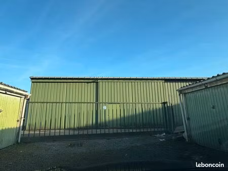 a louer hangar