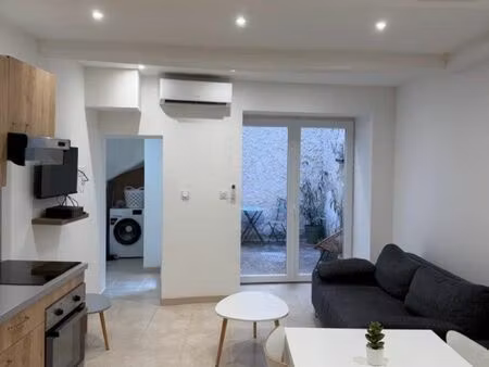 appartement meublé 45 m² avec cour privée – calme
