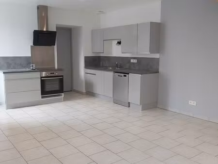 t3 hyper centre des abrets à louer