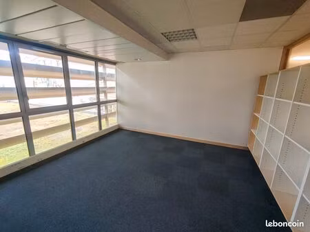 bureau professionnel de 17 m² aux chartrons (bordeaux)