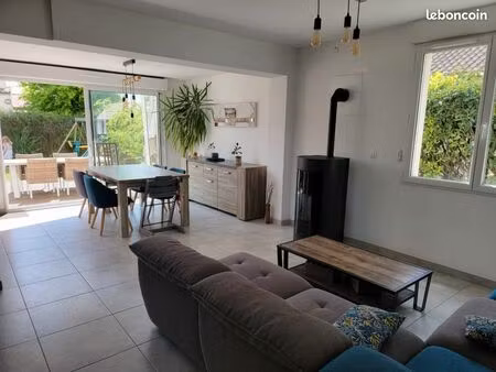 maison meublée avec piscine