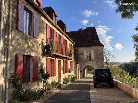 maison de village 9 pièces 330 m²