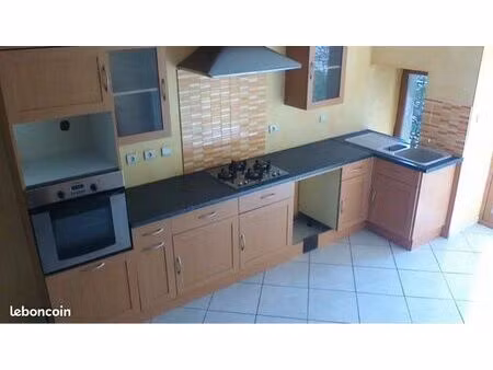 loue maison de village