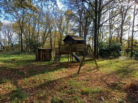 terrain de 3930m2 constructible sur 129m2