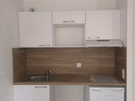 location t2 avec garage à erdeven