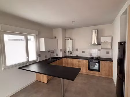 t3 de 68m2 récent dans résidence sécurisée